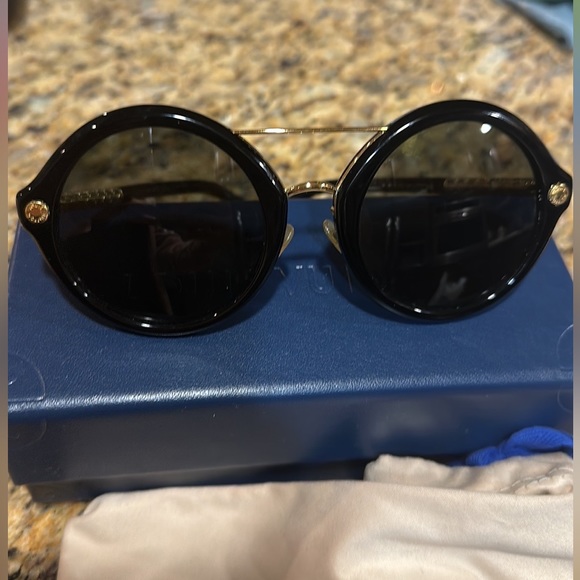 Louis Vuitton sunglasses main image 5